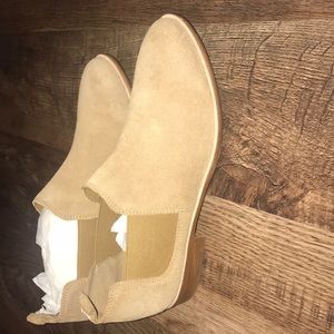 G.H. Bass & Co. Womens Brooke Ankle Chelsea Boots